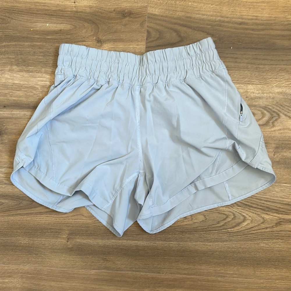 Lululemon track that mid-rise short 5”